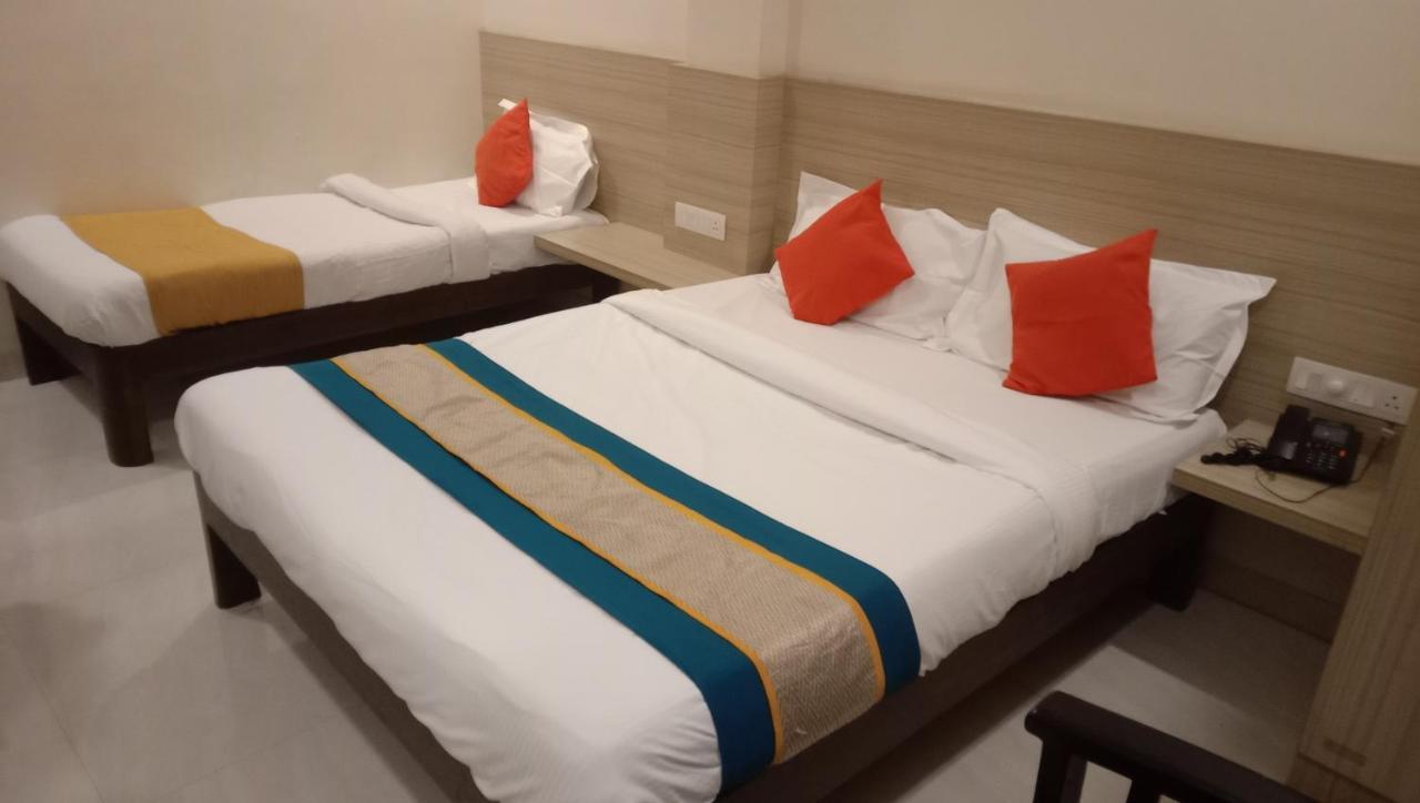 The Elite Inn Visakhapatnam Esterno foto