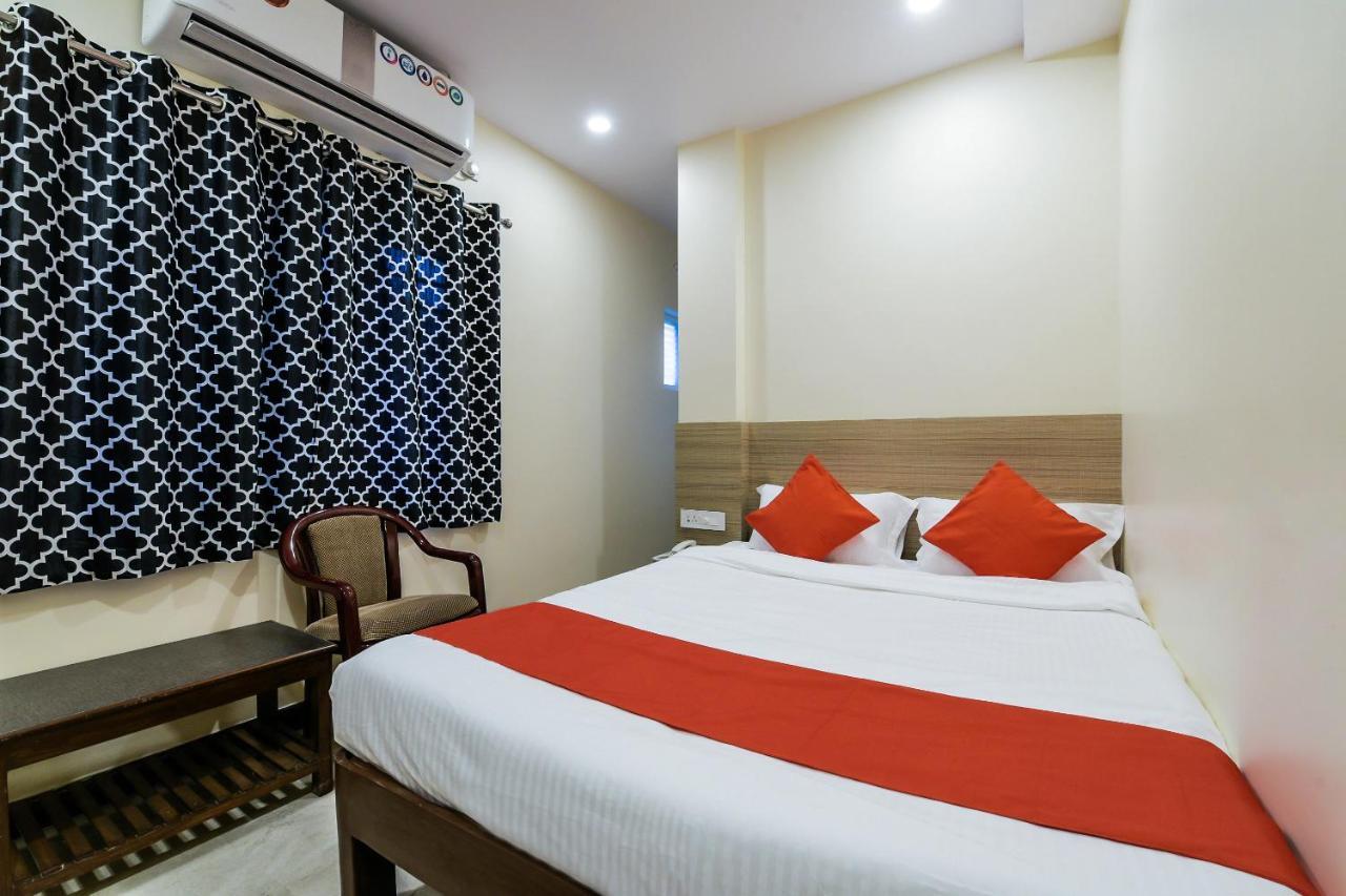 The Elite Inn Visakhapatnam Esterno foto