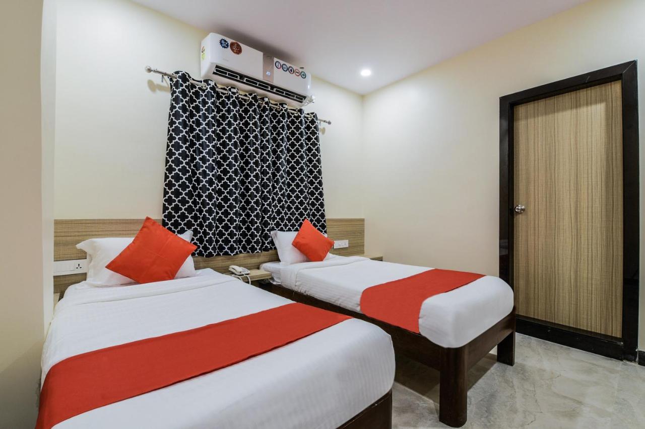 The Elite Inn Visakhapatnam Esterno foto
