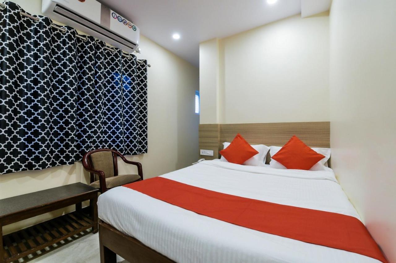 The Elite Inn Visakhapatnam Esterno foto