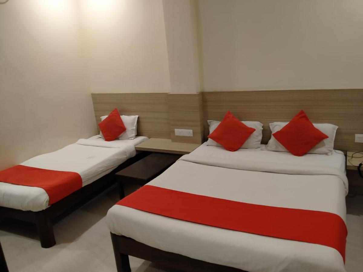 The Elite Inn Visakhapatnam Esterno foto